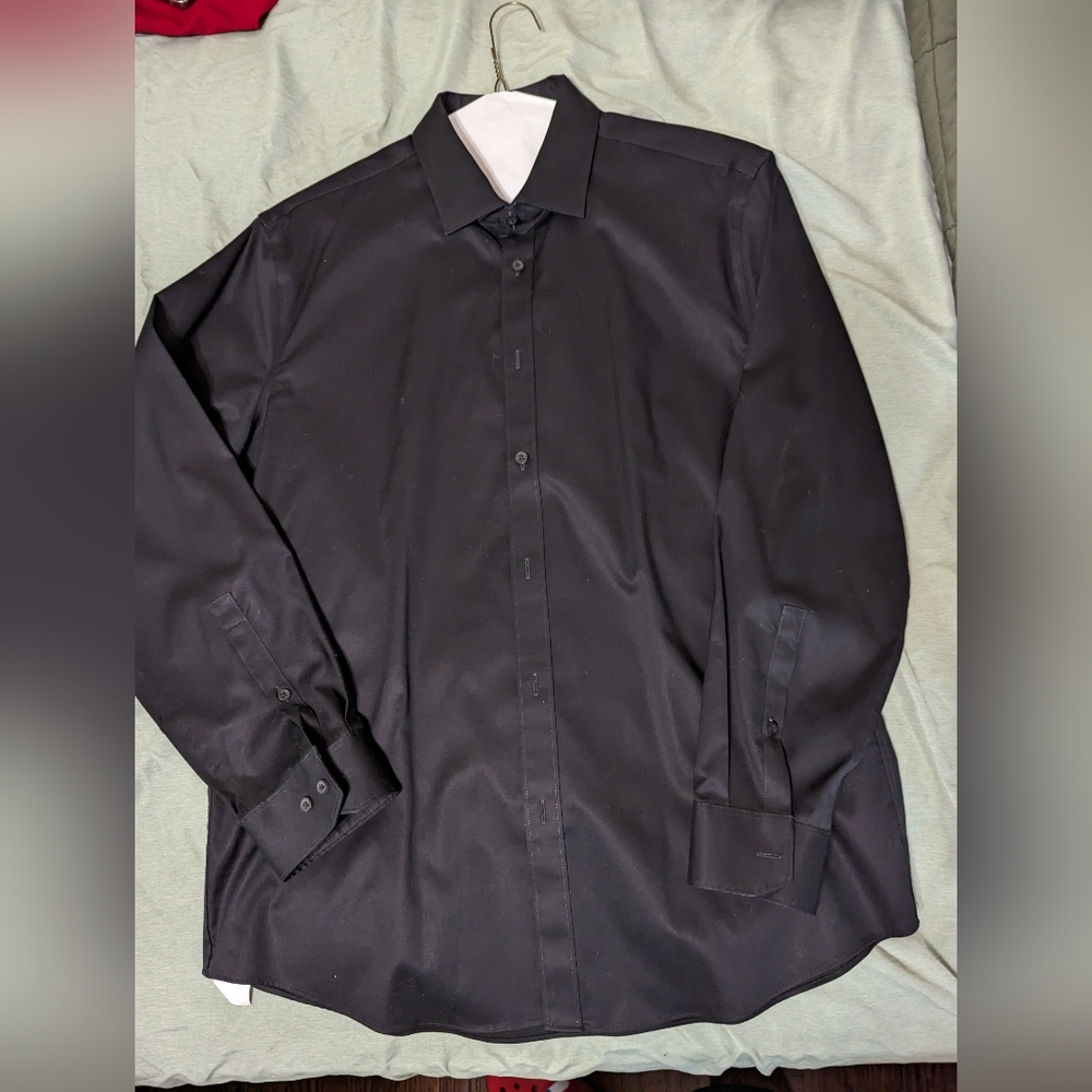 DKNY black button down long sleeve